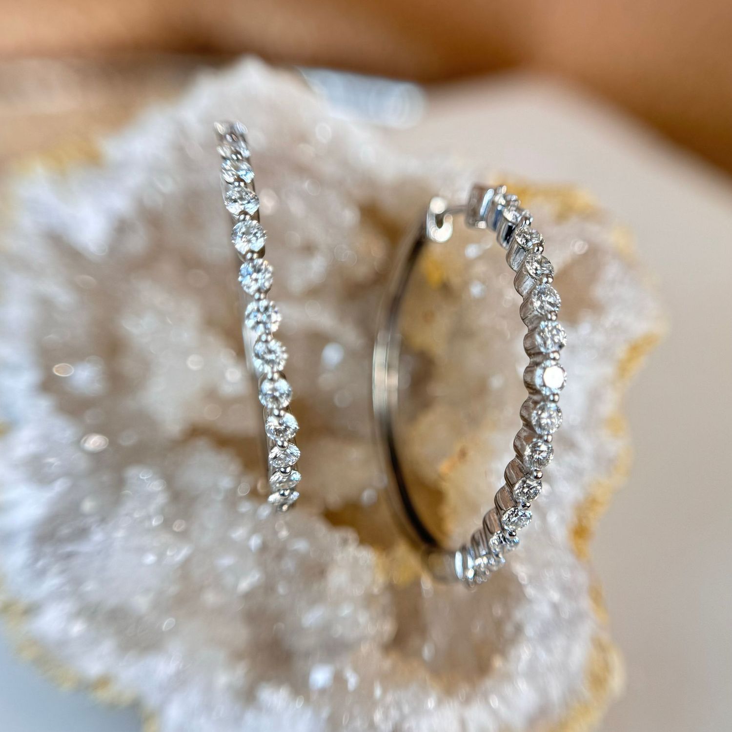 12227757  14k White Gold 1.0ct total weight Diamond Hoop Earrings