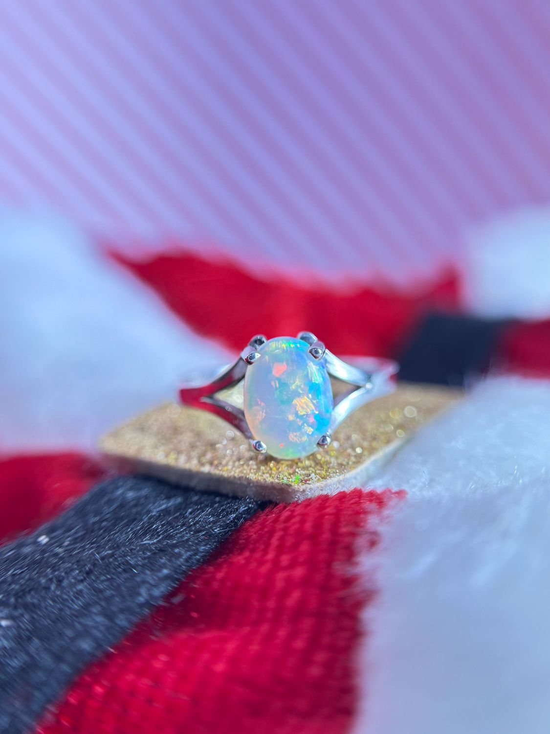 RG142  14k White Gold Opal Ring