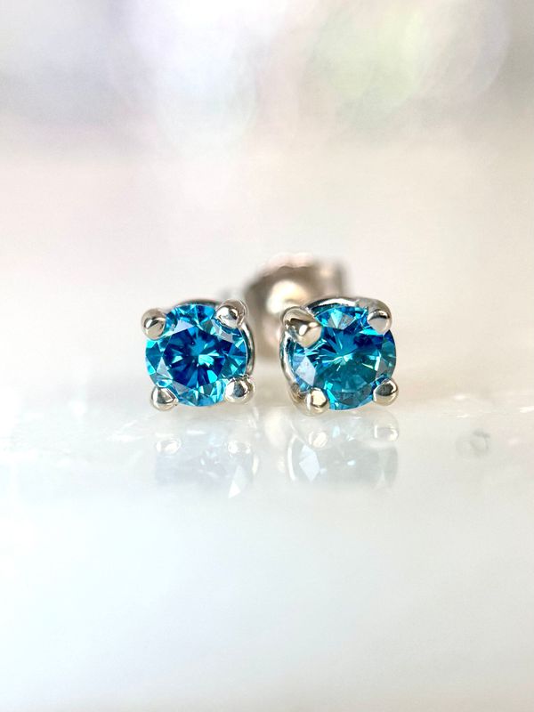 ER258  14k White Gold .41cttw Blue Diamond Stud Earrings