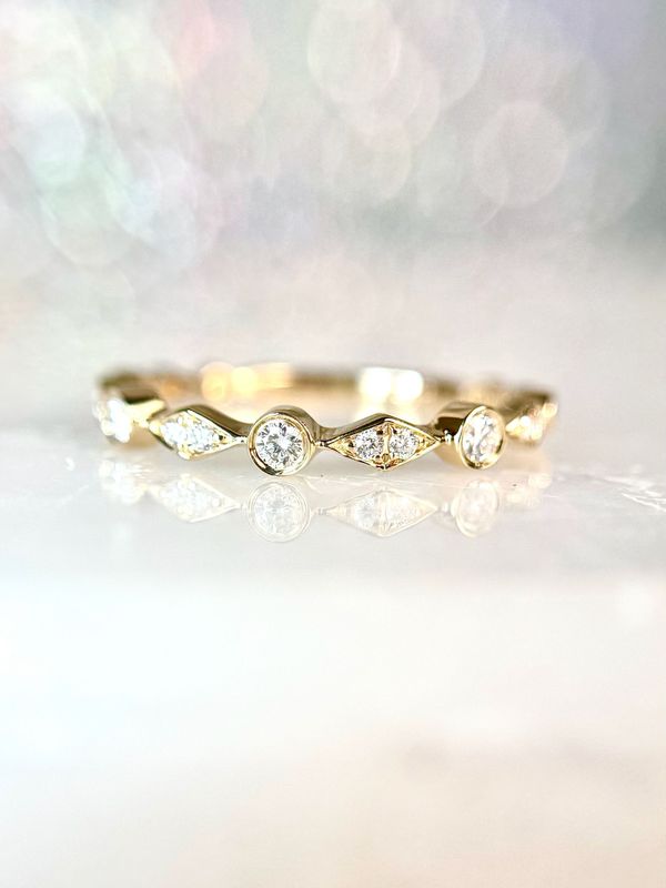 25192899  14k Yellow Gold Diamond Stackable Band