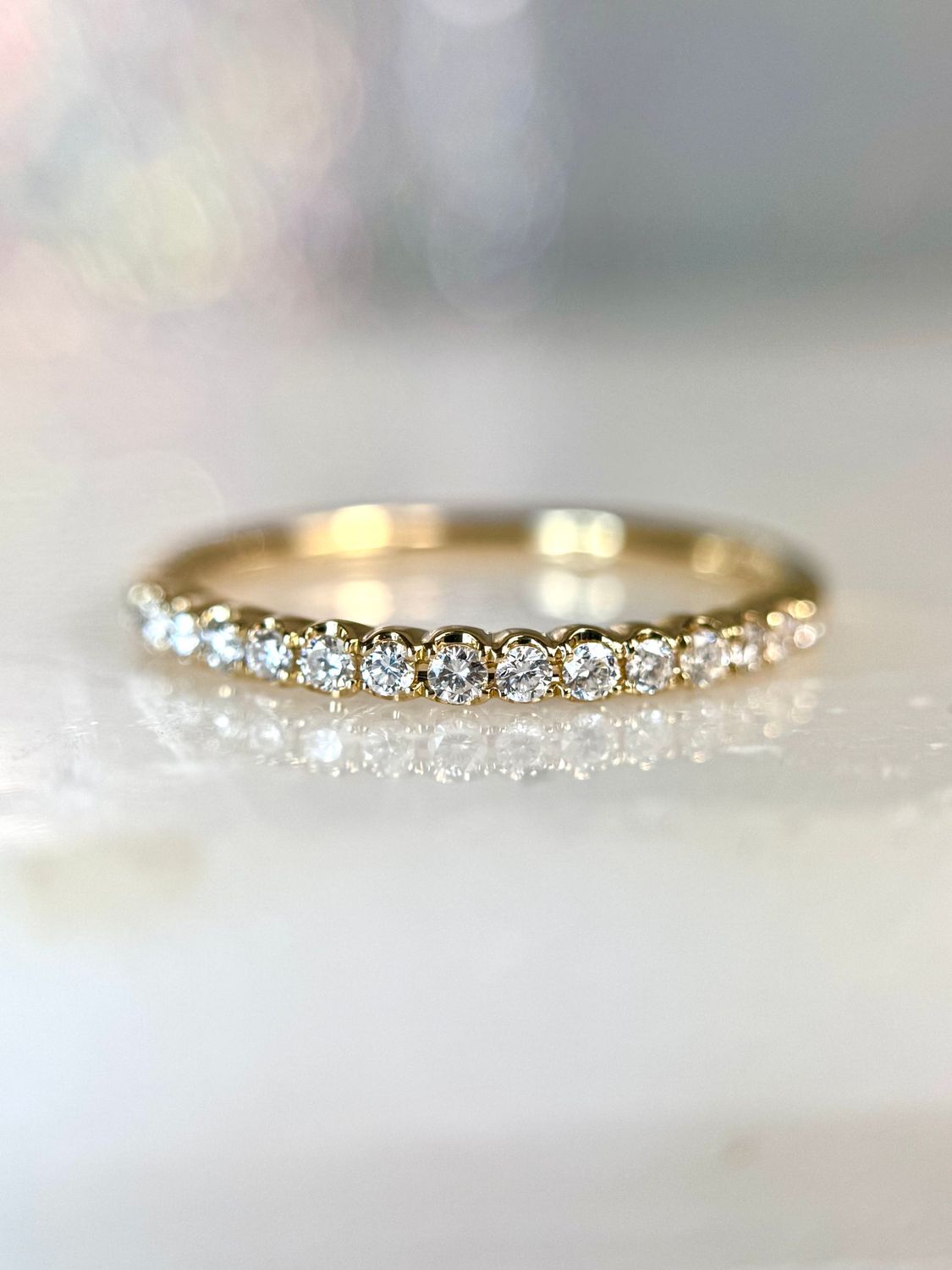 25274044  14k Yellow Gold Diamond Wedding Band