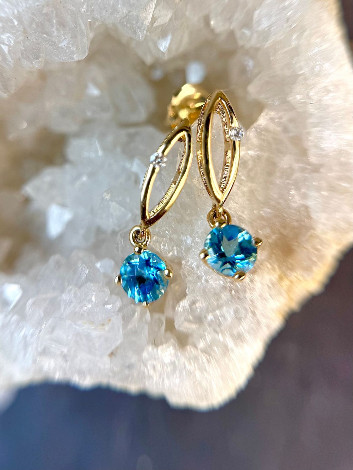 YCH  Y341503Eytp  14k Yellow Gold Blue Topaz & Diamond Earrings YCH  Y341503Eytp  14k Yellow Gold Blue Topaz & Diamond Earrings