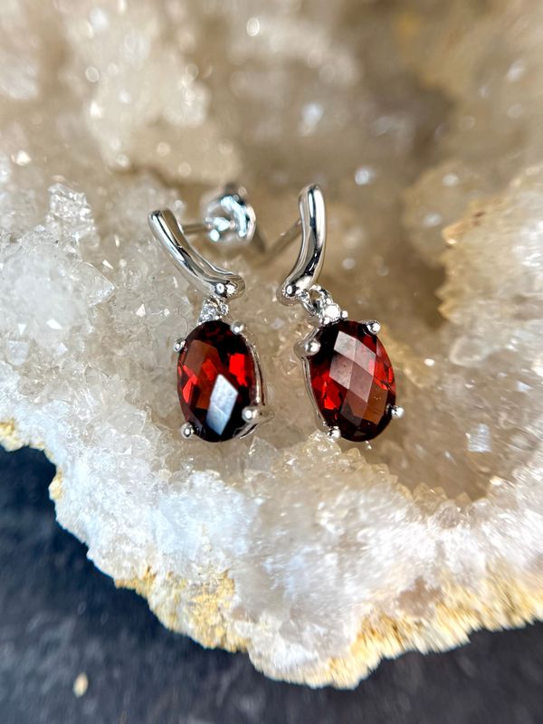 YCH Y032015EWGA  14k White Gold Garnet & Diamond Earrings