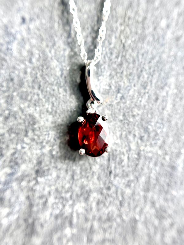 YCH Y032015PWGA  14k White Gold Garnet & Diamond Necklace YCH Y032015PWGA  14k White Gold Garnet & Diamond Necklace