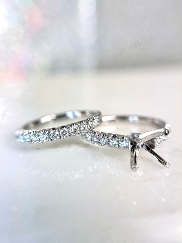 25249228 14k White Gold Diamond Engagement Set (Center Diamond Not Included) 25249228 14k White Gold Diamond Engagement Set (Center Diamond Not Included)