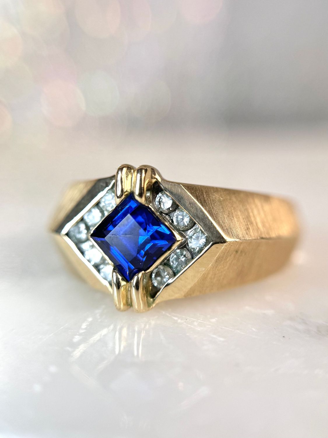 EST252 14k Yellow Gold Gent's Estate Synthetic Sapphire & Diamond Ring EST252 14k Yellow Gold Gent's Estate Synthetic Sapphire & Diamond Ring
