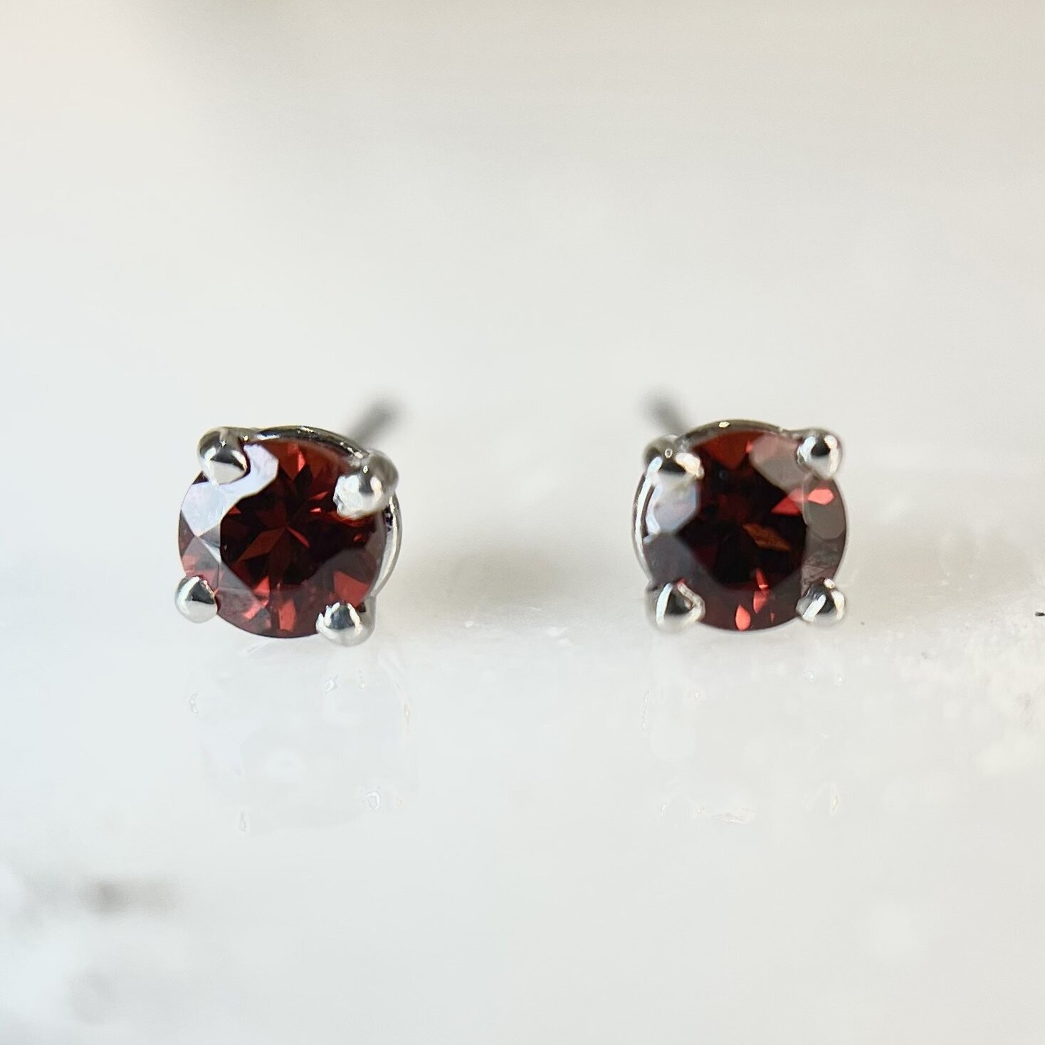 White Gold Birthstone Stud Earrings White Gold Birthstone Stud Earrings, Month: January