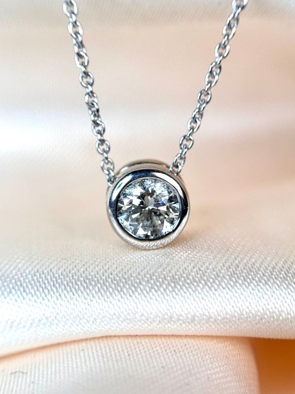 NK107  14k White Gold Diamond GIA 1/2ct Bezel Slide Necklace