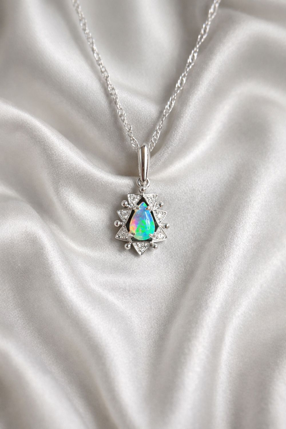 25552704  14k White Gold Opal & Diamond Necklace