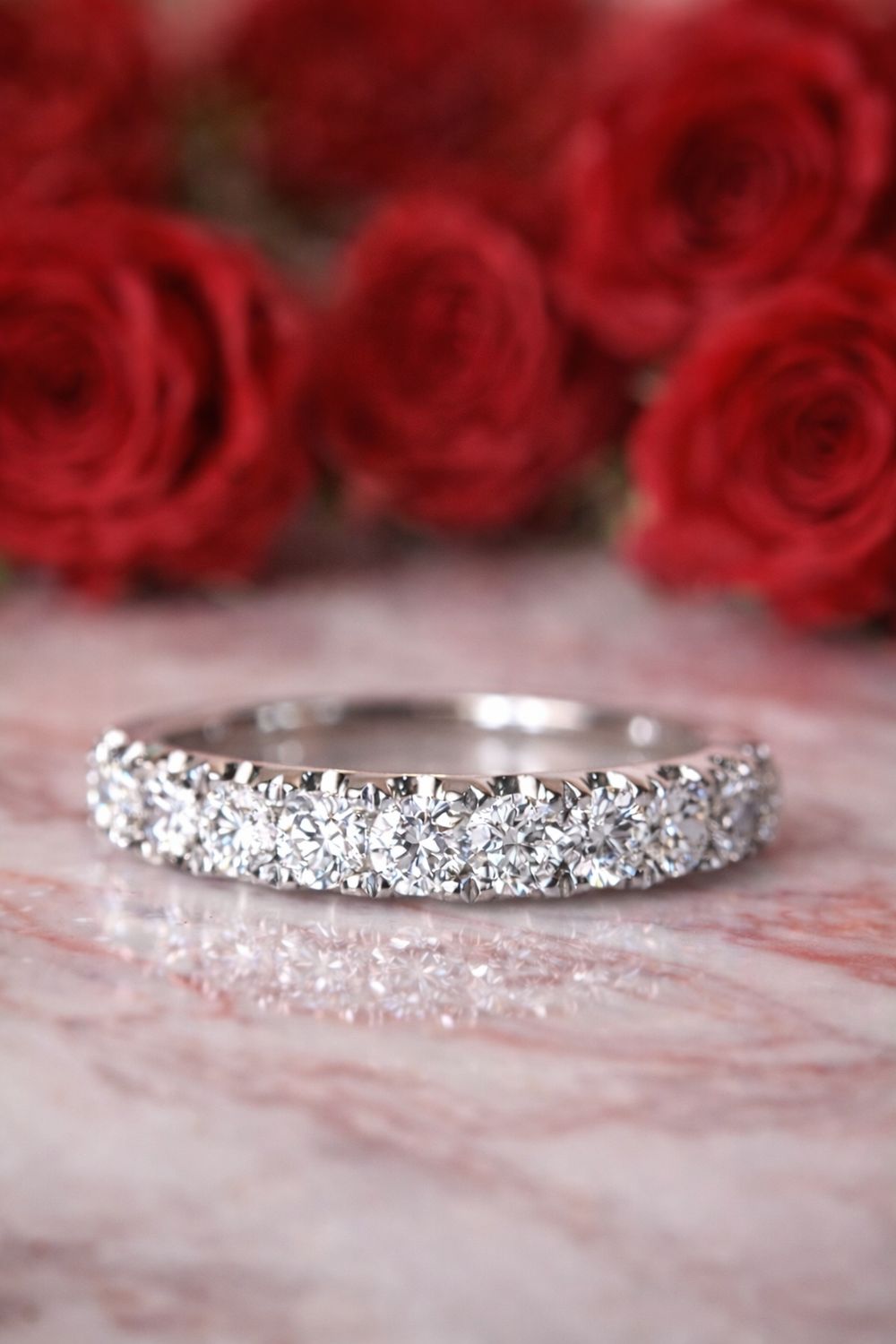 25509282  14k White Gold .86cttw Diamond Band