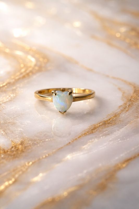 EST298  10k Yellow Gold Estate Heart-Shaped Opal Ring
