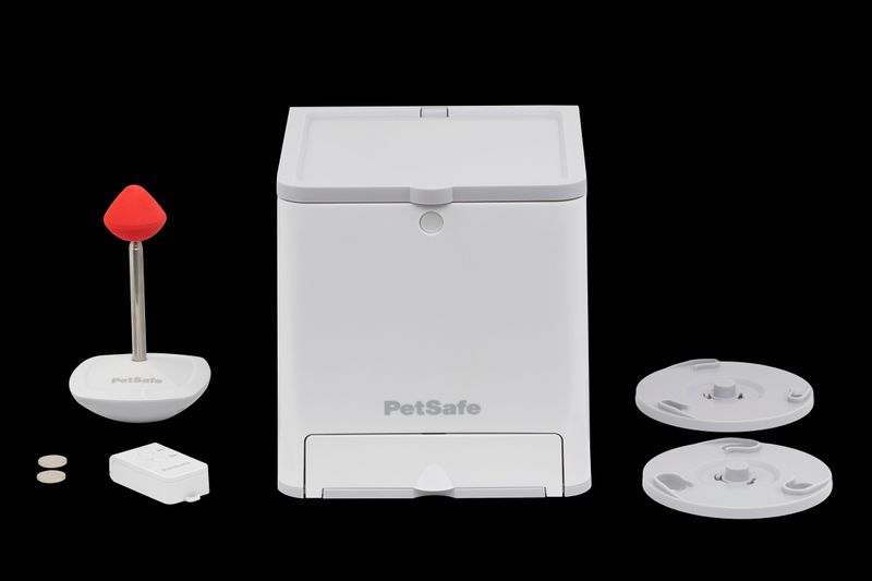 PetSafe® Teach & Treat Remote Reward Trainer