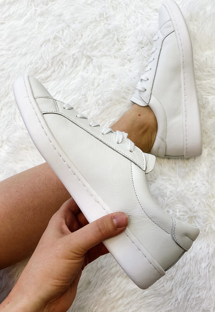 racerr white sneaker