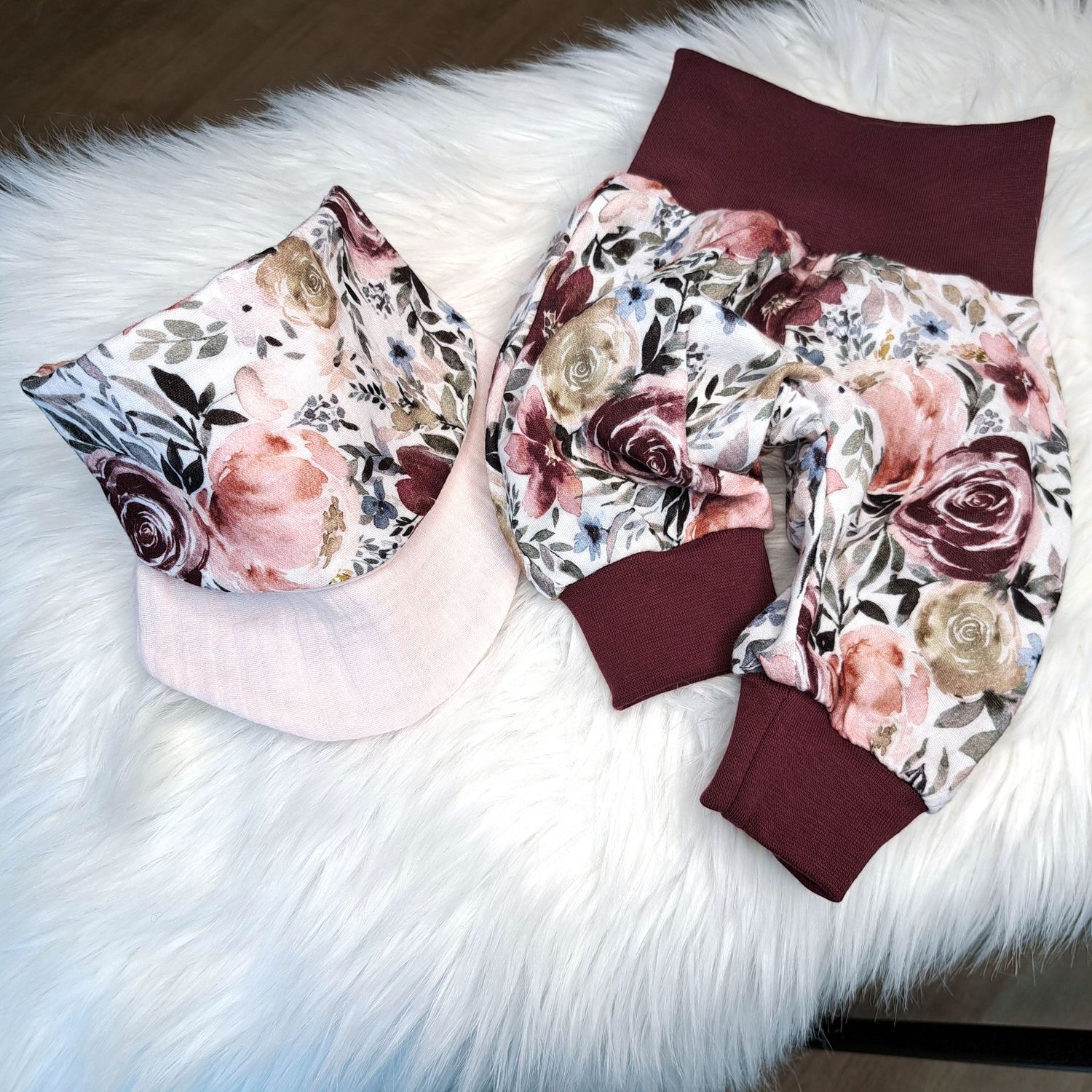 Musselinhose Rosen