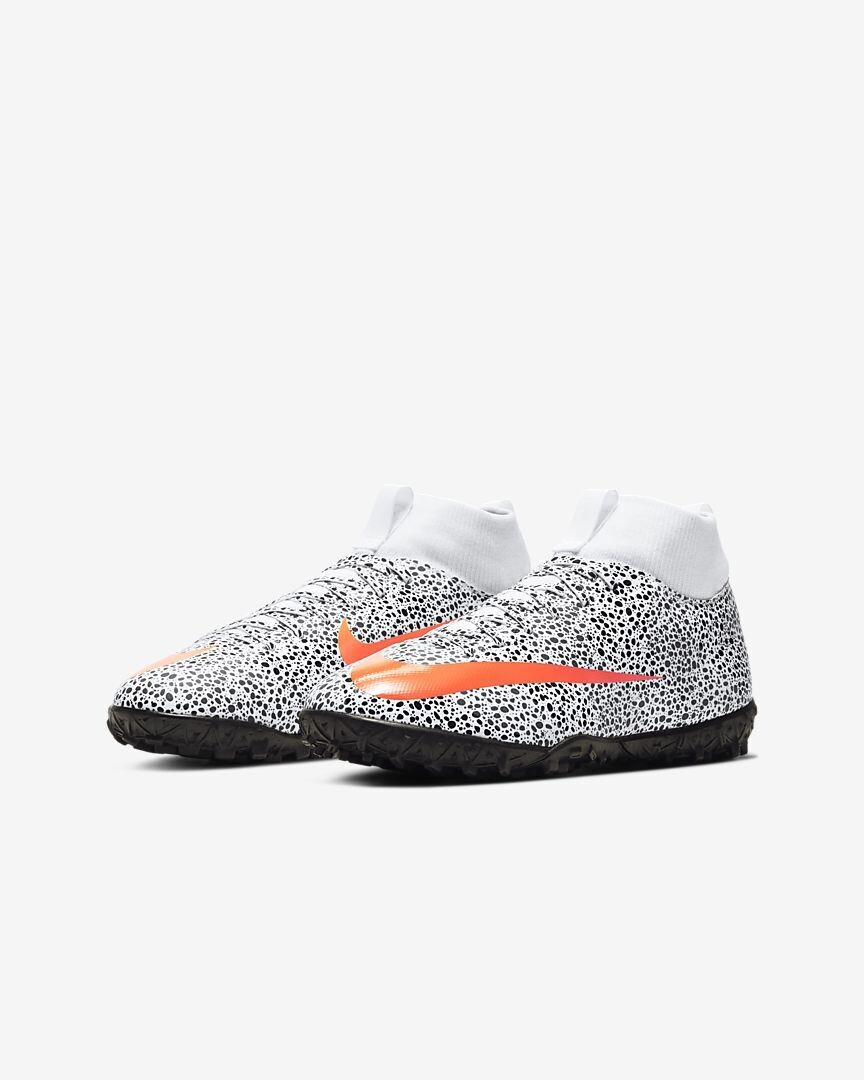 Nike Superfly 7 Academy CR7 TF jr. Nike Superfly 7 Academy CR7 TF jr.