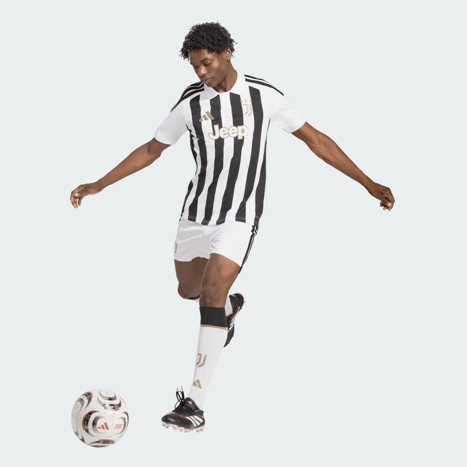 Pantaloncini x Prima Maglia Juve Adulto 2026/2027