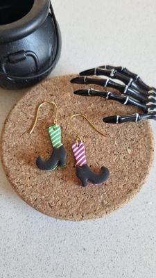 Witchy feet