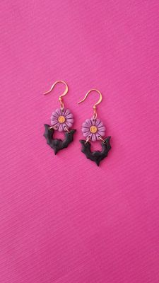 Flower bats