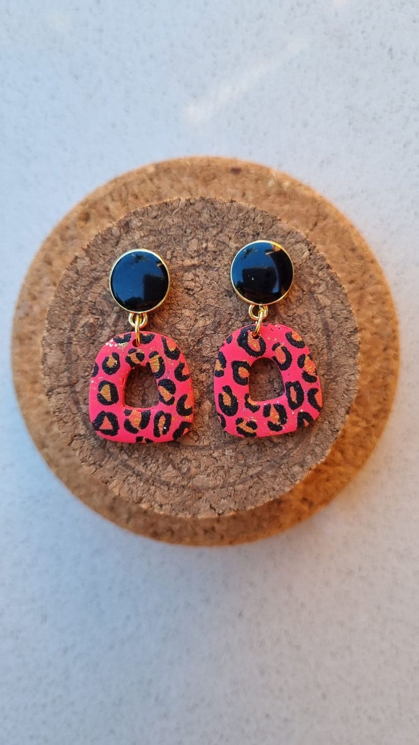 Black, pink &amp; gold cheetah