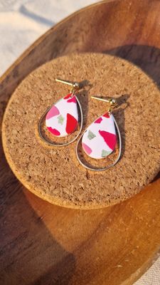 Pink speckled with gold tears