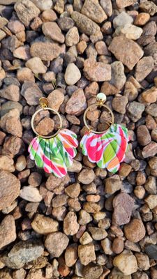 Bright feather scoop