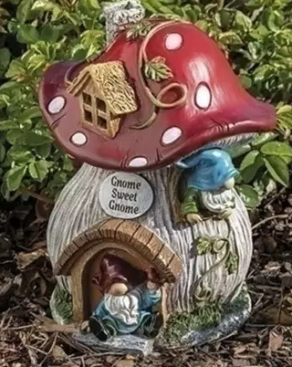 Roman Gnome Sweet Gnome