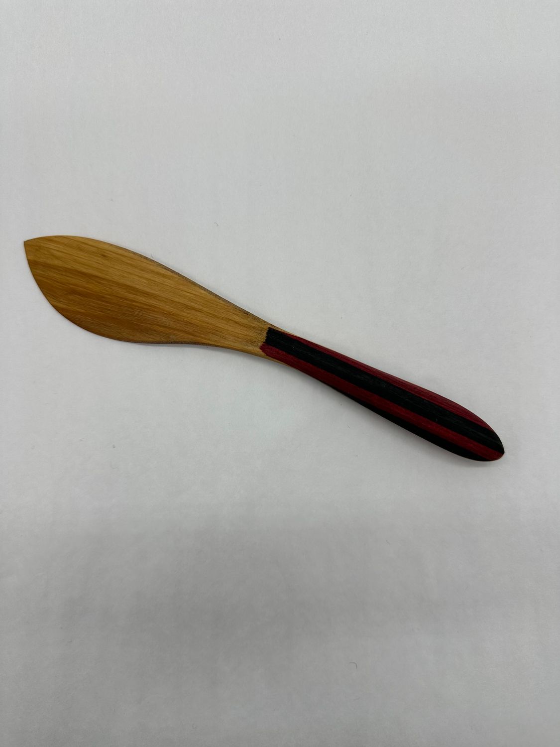Alder Butter Knife Color Handle