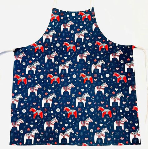 Apron Navy W/Dala Horses