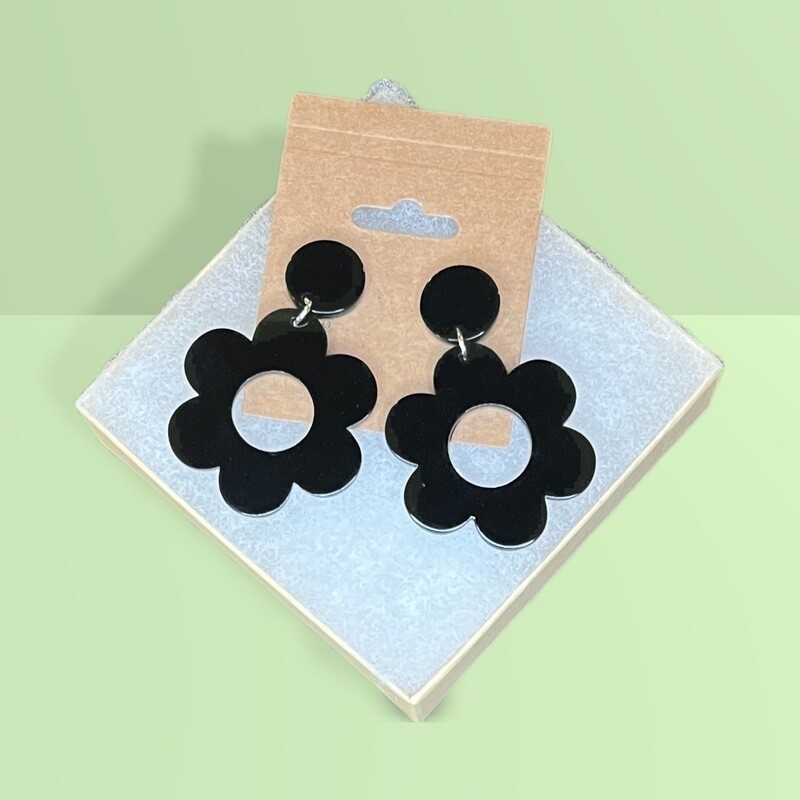 Black Daisies Earrings