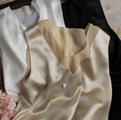 $15 Brand New fashion icon any occasion satin silk woman’s OL professional look top Size 10 or 12