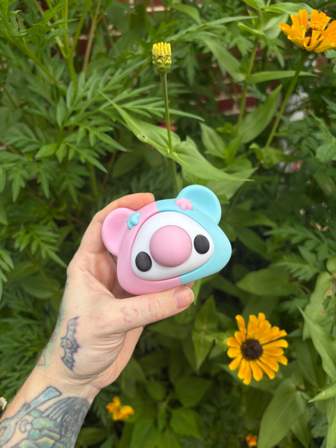 Clyde the Fidget Nose Clown Bear- C7 &amp; C1
