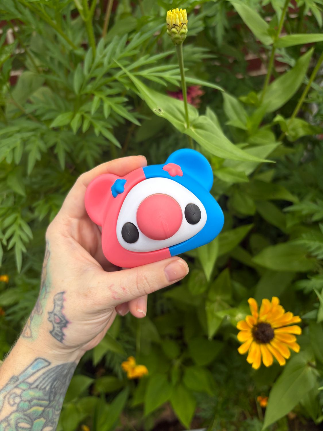 Clyde the Fidget Nose Clown Bear- C6 &amp; C3