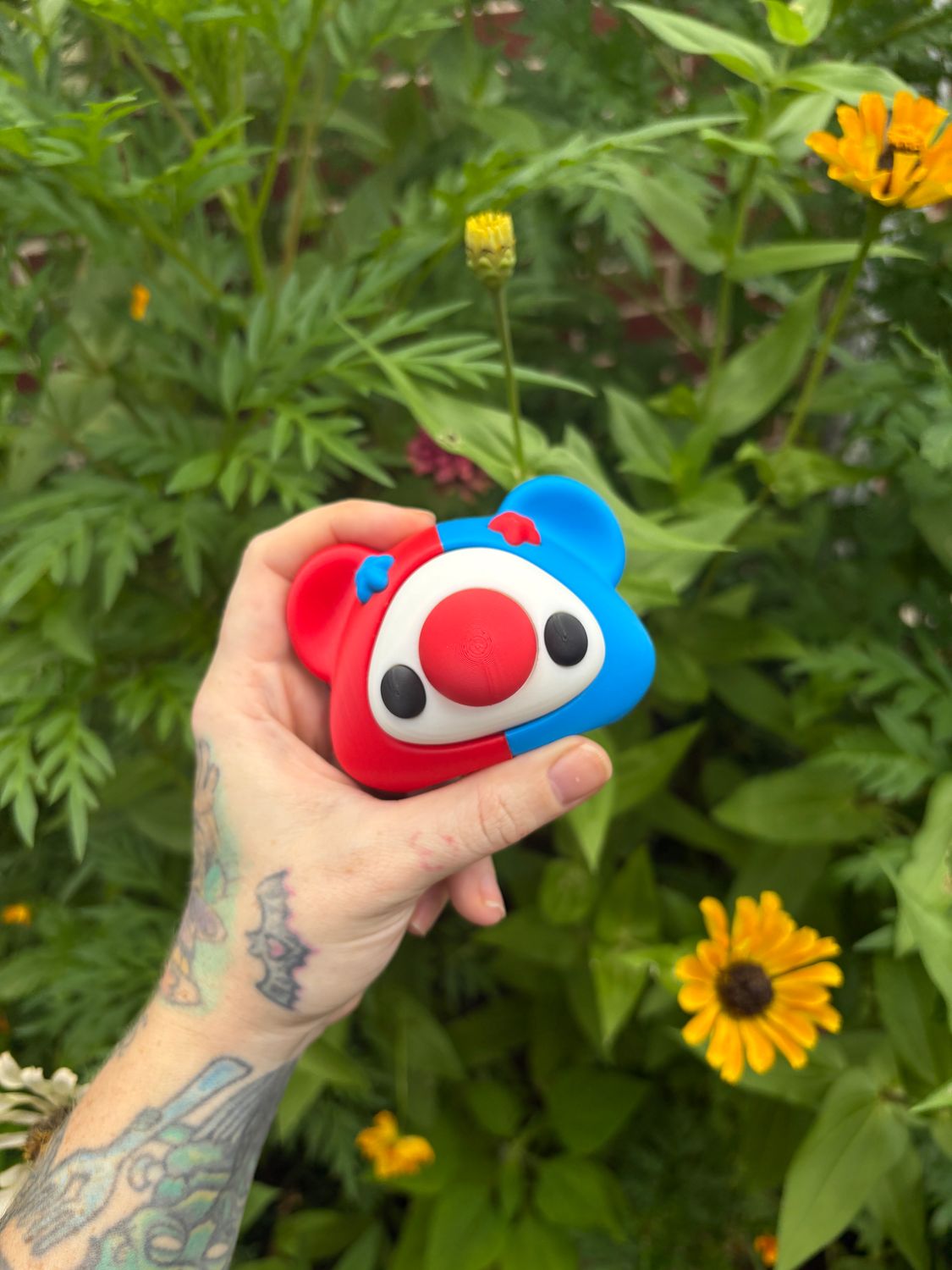 Clyde the Fidget Nose Clown Bear- C9 &amp; C3