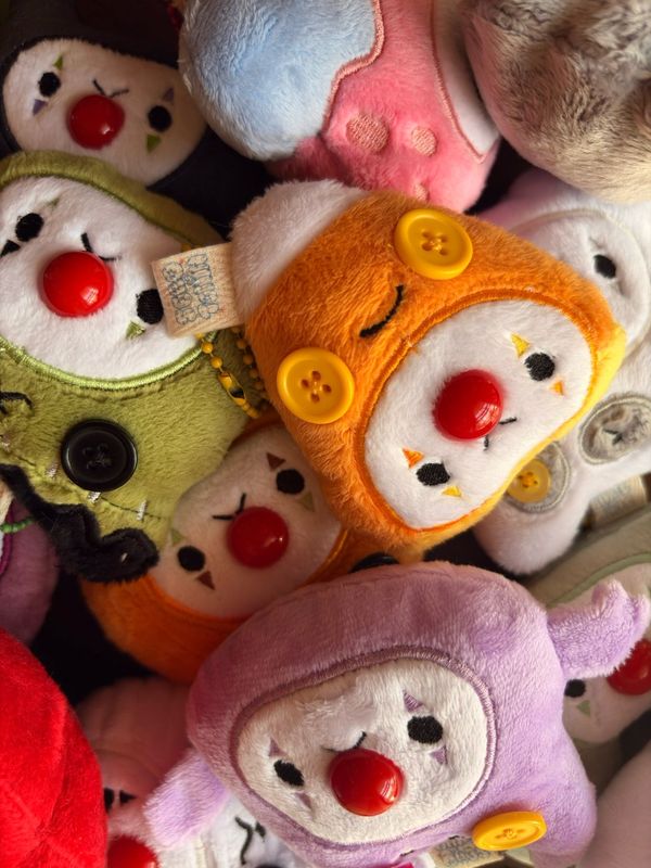 Halloween Costume Clownie Keychains