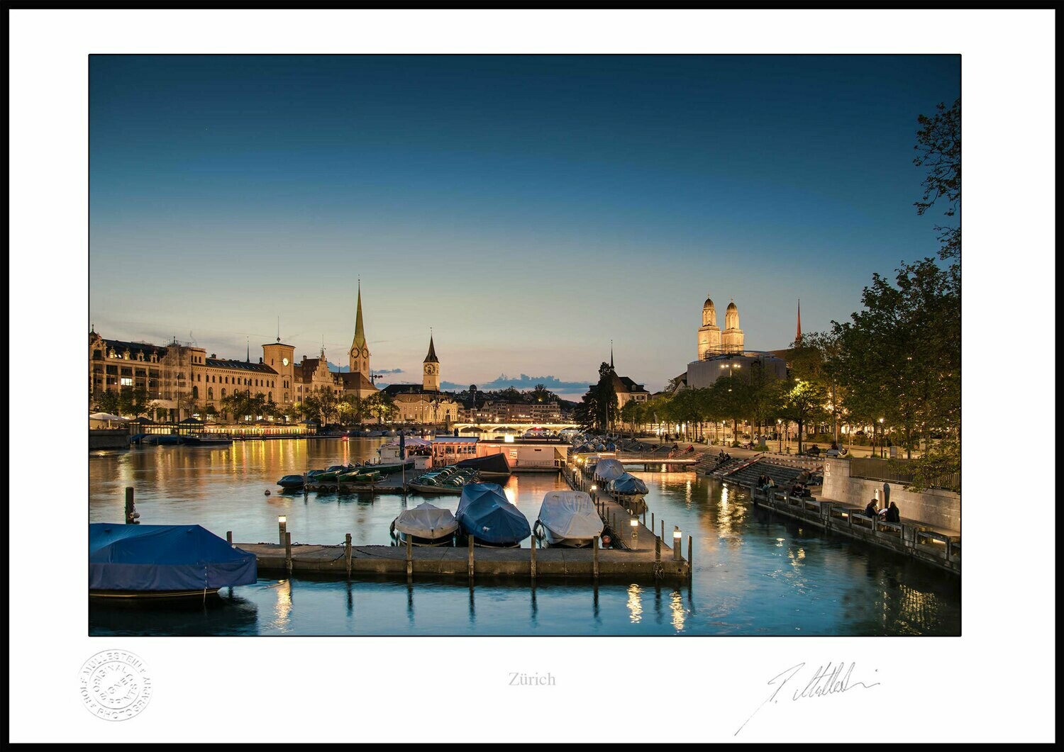 Limmat bei Nacht mit Pier 7