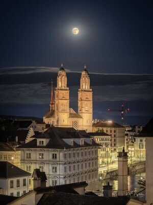 Grossmünster bei Vollmond 80x55x2cm