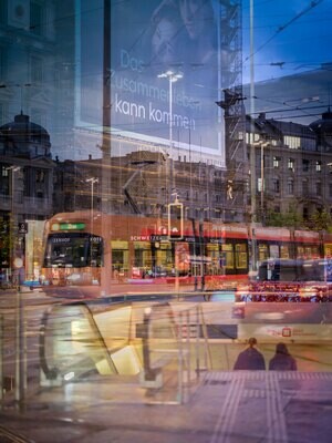 Leinwandprint  Bahnhofplatz  / 110x80x4cm