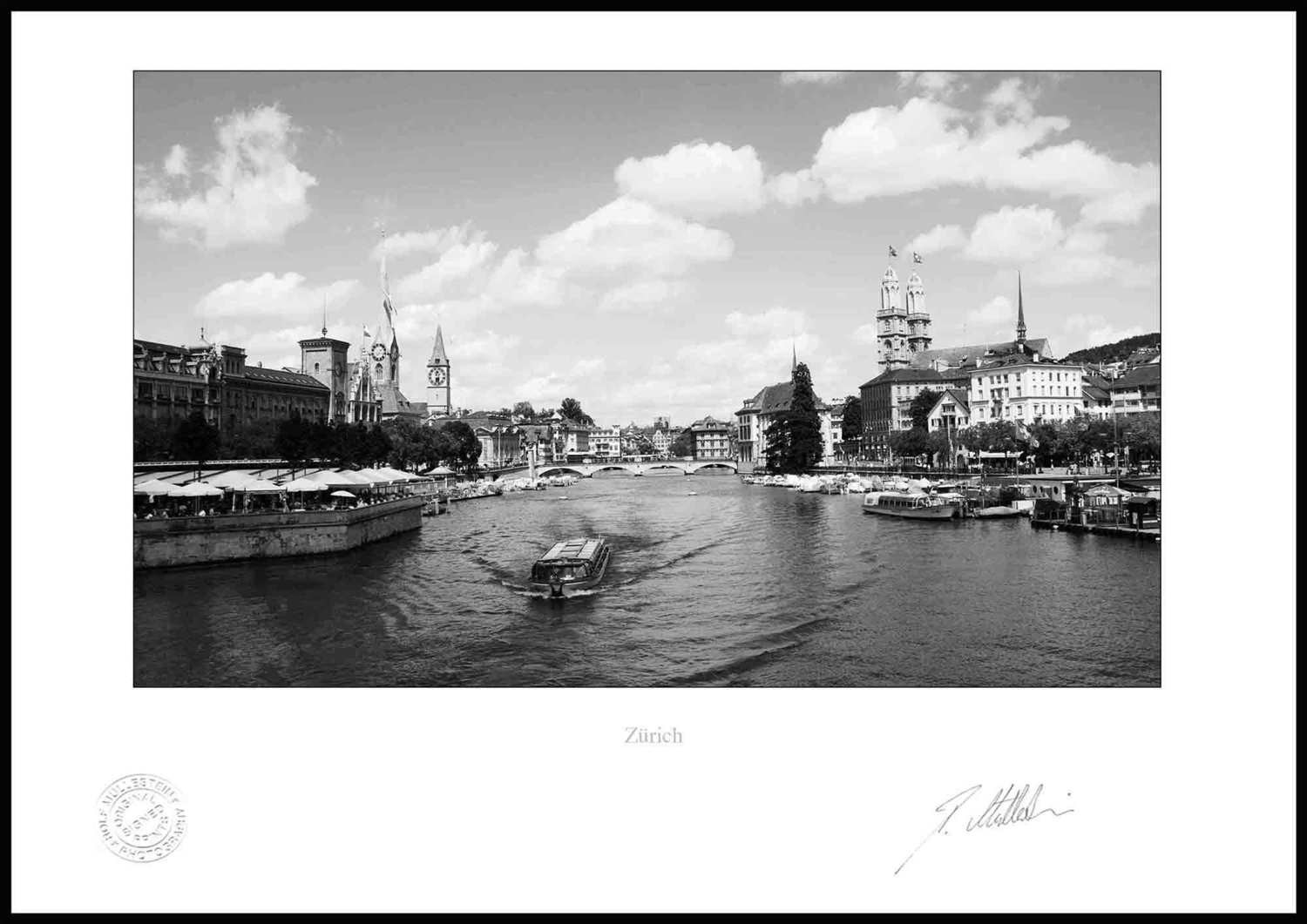 Limmat mit Schiff