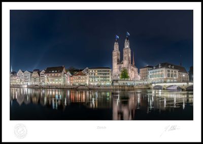 Limmatquai mit Grossmünster am Sächsilüüte 2022 im querformat Limmatquai mit Grossmünster am Sächsilüüte 2022 im querformat