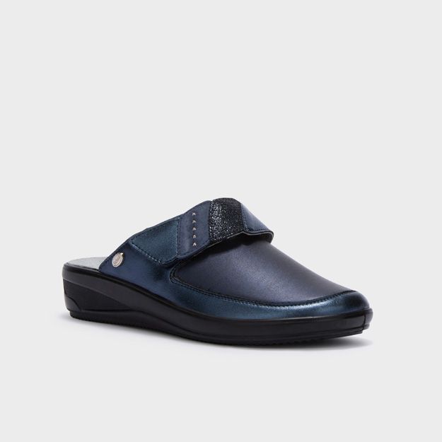 MYRA BLUE