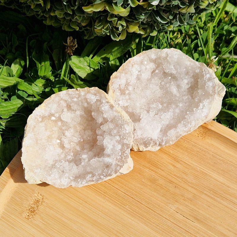 GÉODE CRISTAL DE ROCHE QUARTZ
