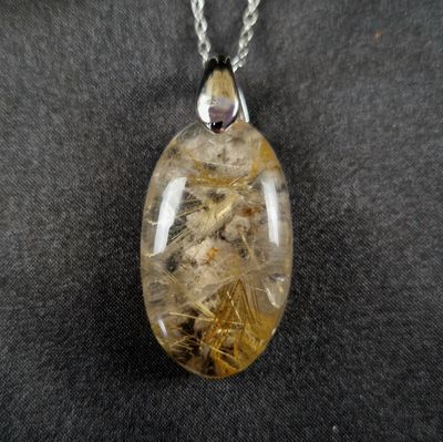 Pendentif Ancien Gros Modèle – Laiton Et Quartz Rutile – Accentuation D'ambre – Bijou Vintage Occasion
