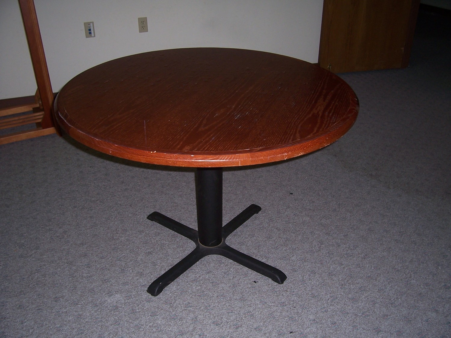 Dining Table, round