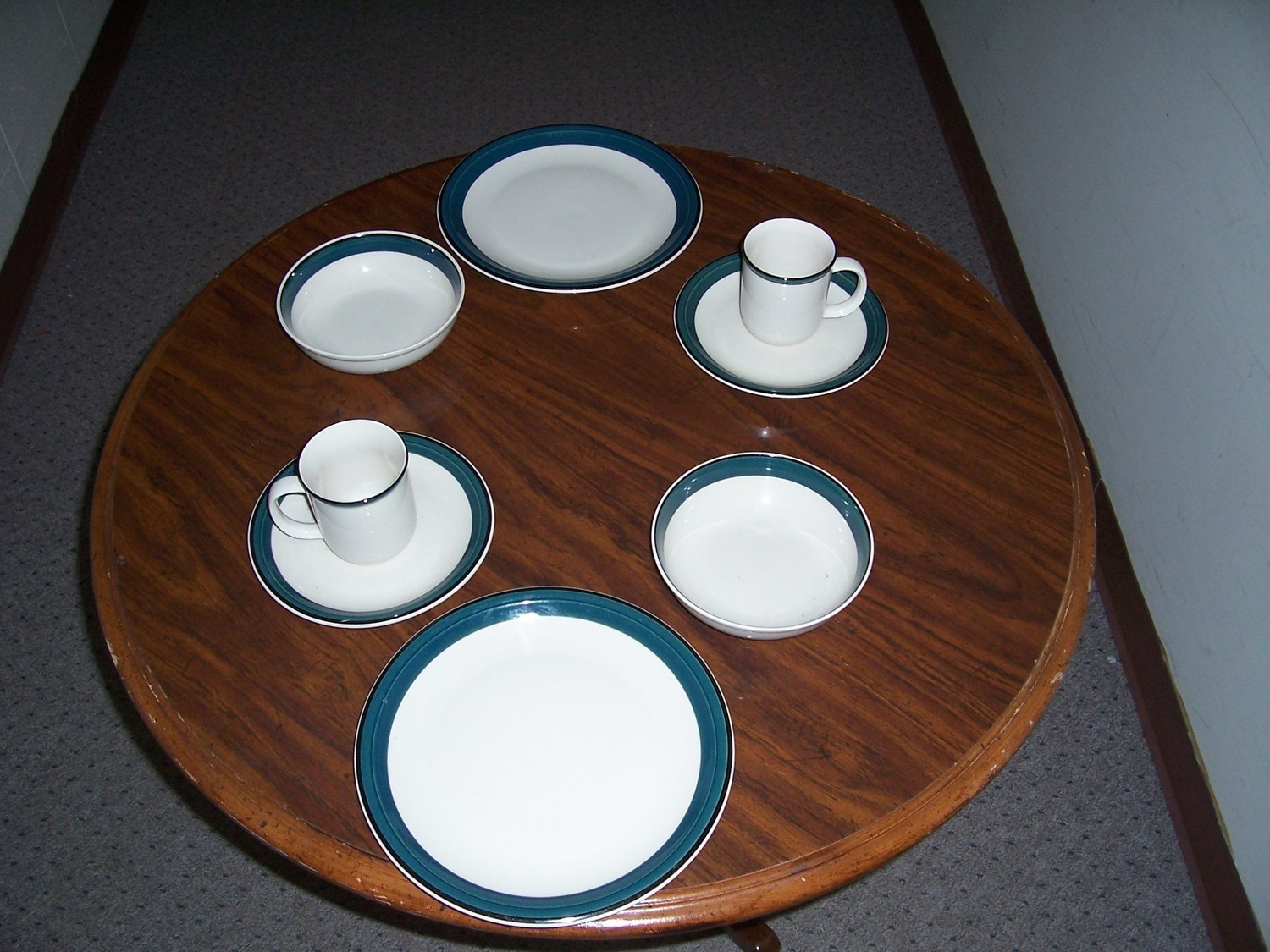Dish Set