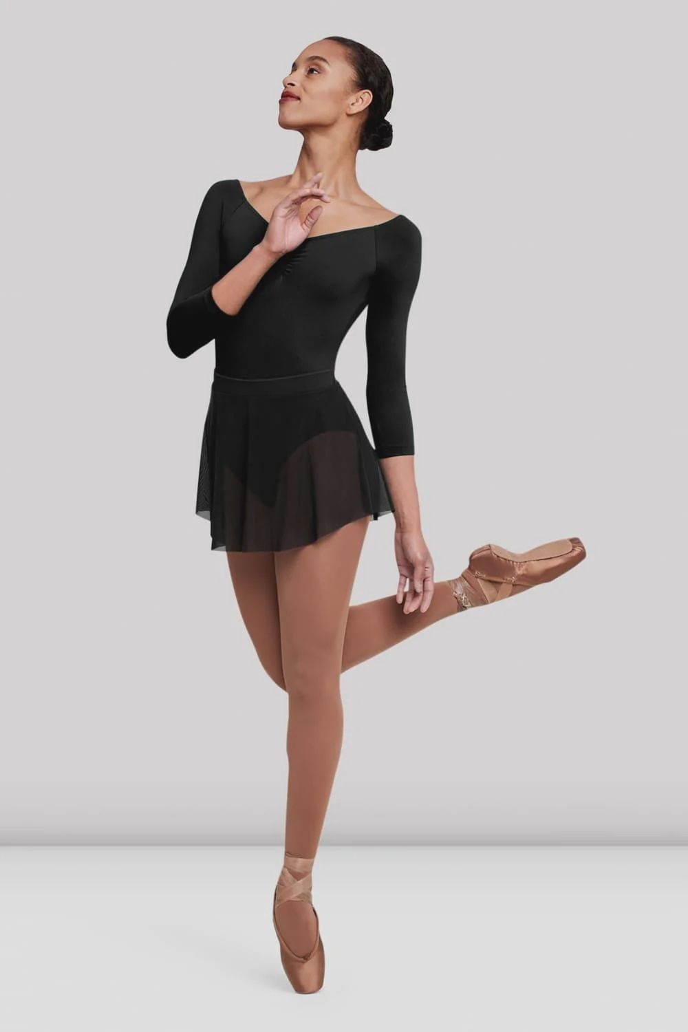 Mesh Pull On Skirt