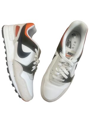 Nike 8.5 Sneakers