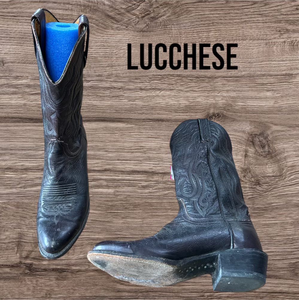 Lucchese Size 9