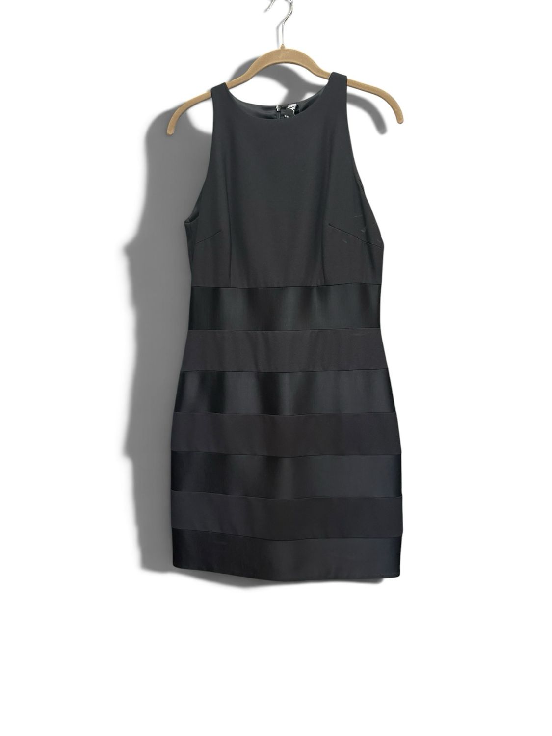 Laundry Size 8 Dress