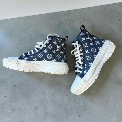 Louis Vuitton Size 38 Sneakers