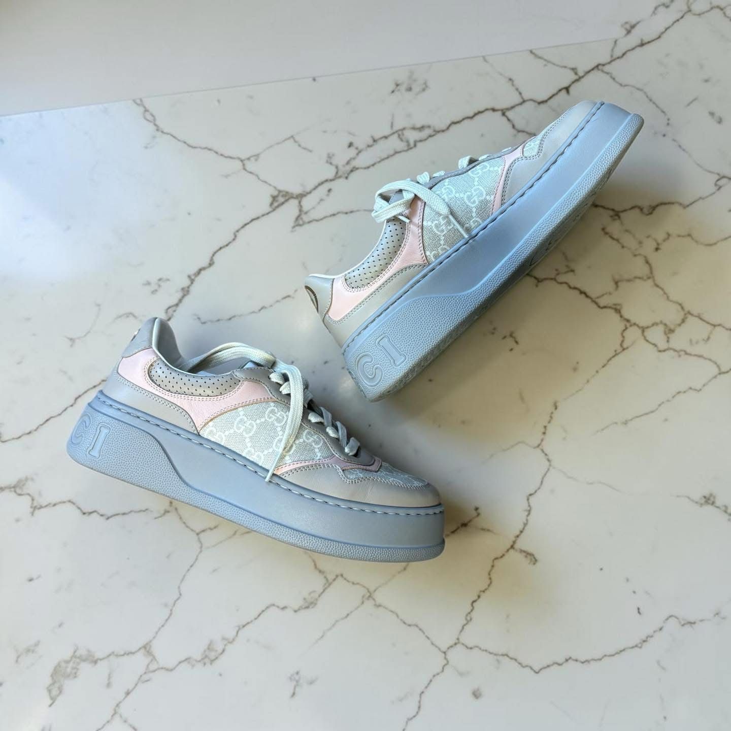 Gucci Size 38 Sneakers